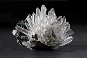 quartz-sphalerite-pyrite-mangano-calcite-rhodochrosite